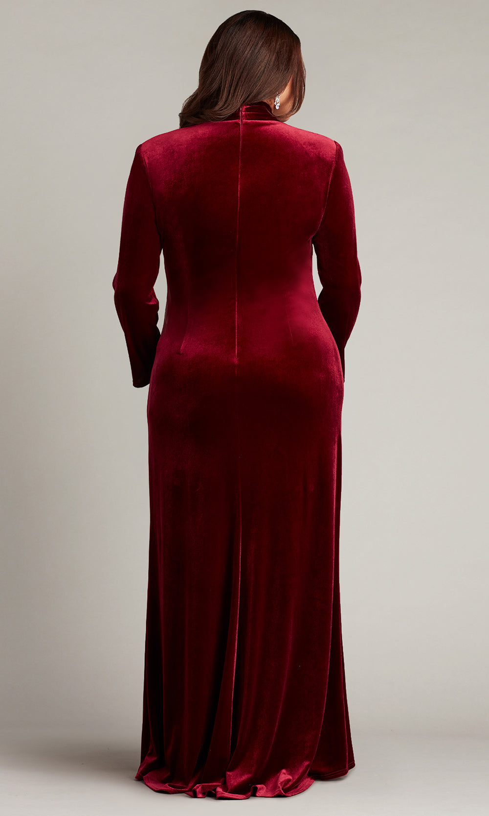 Tadashi Shoji BAL23357LQ - Markum Long-Sleeve Velvet Flounce Evening Gown - PLUS SIZE c in Red  