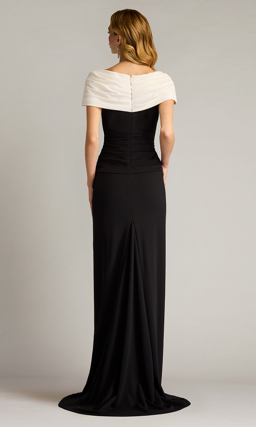 Tadashi Shoji BOS25146L - Perkins Asymmetric Draped Sheath Gown Prom Dresses in Black and White