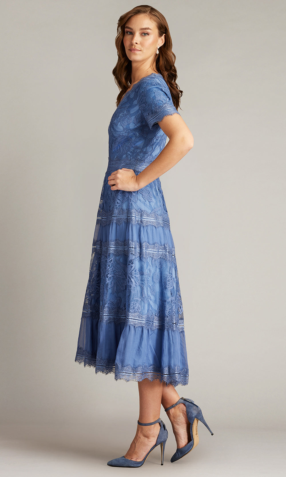 Tadashi Shoji AWI20506MD - Lace Trim Short Sleeve Midi Dress Wedding Dresses in Blue  