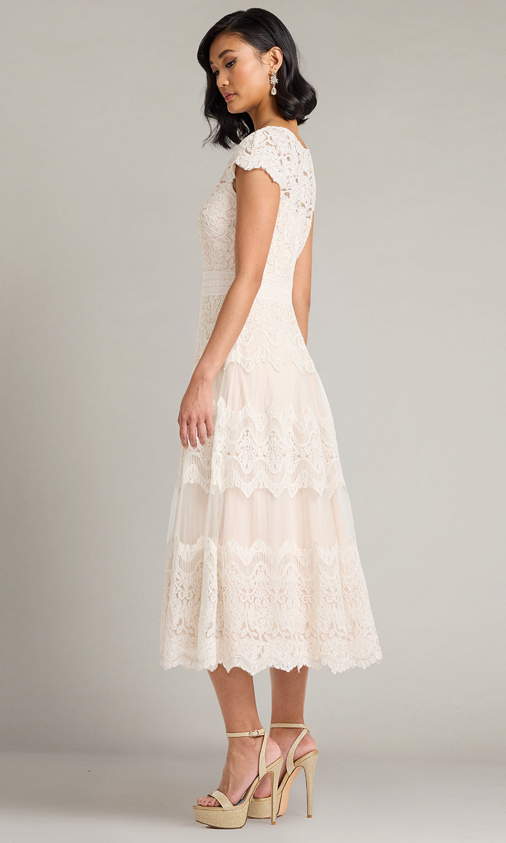 Tadashi Shoji CFJ26004MD - Bateau Neck Lace A-Line Dress Bridal Dresses in White  