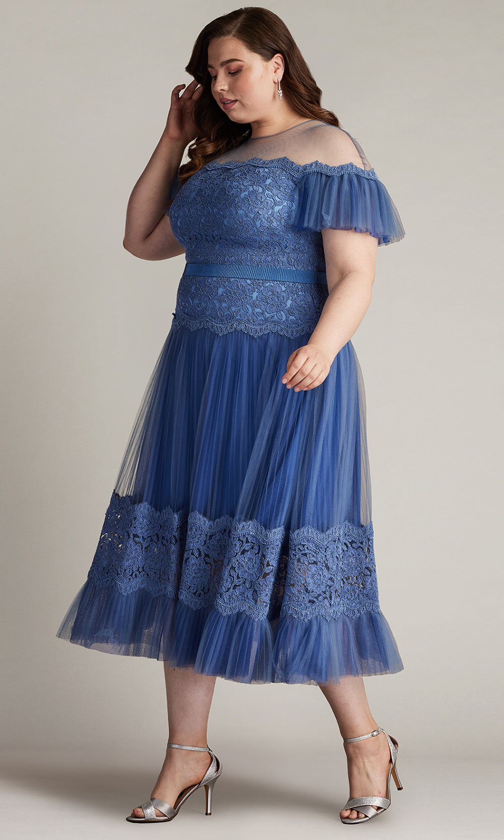 Tadashi Shoji CFJ24361MDQ - Elise Embroidered Pleated Tulle Midi A-Line Dress - PLUS SIZE Wedding Guest in Blue  