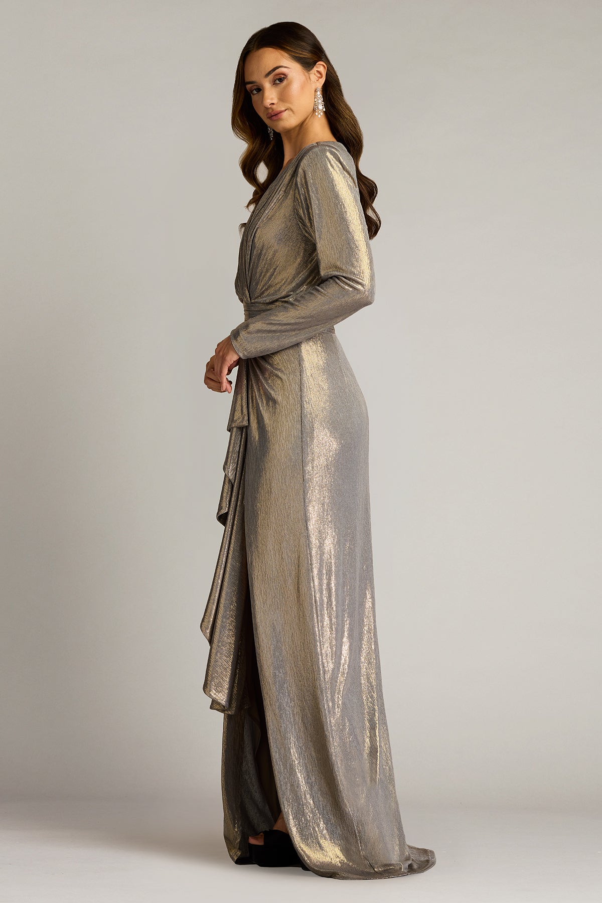 Tadashi Shoji BSJ25106L - Pomona Metallic Waterfall Flounce V-Neckline Gown Mother of the Bride Dresses in Gray  