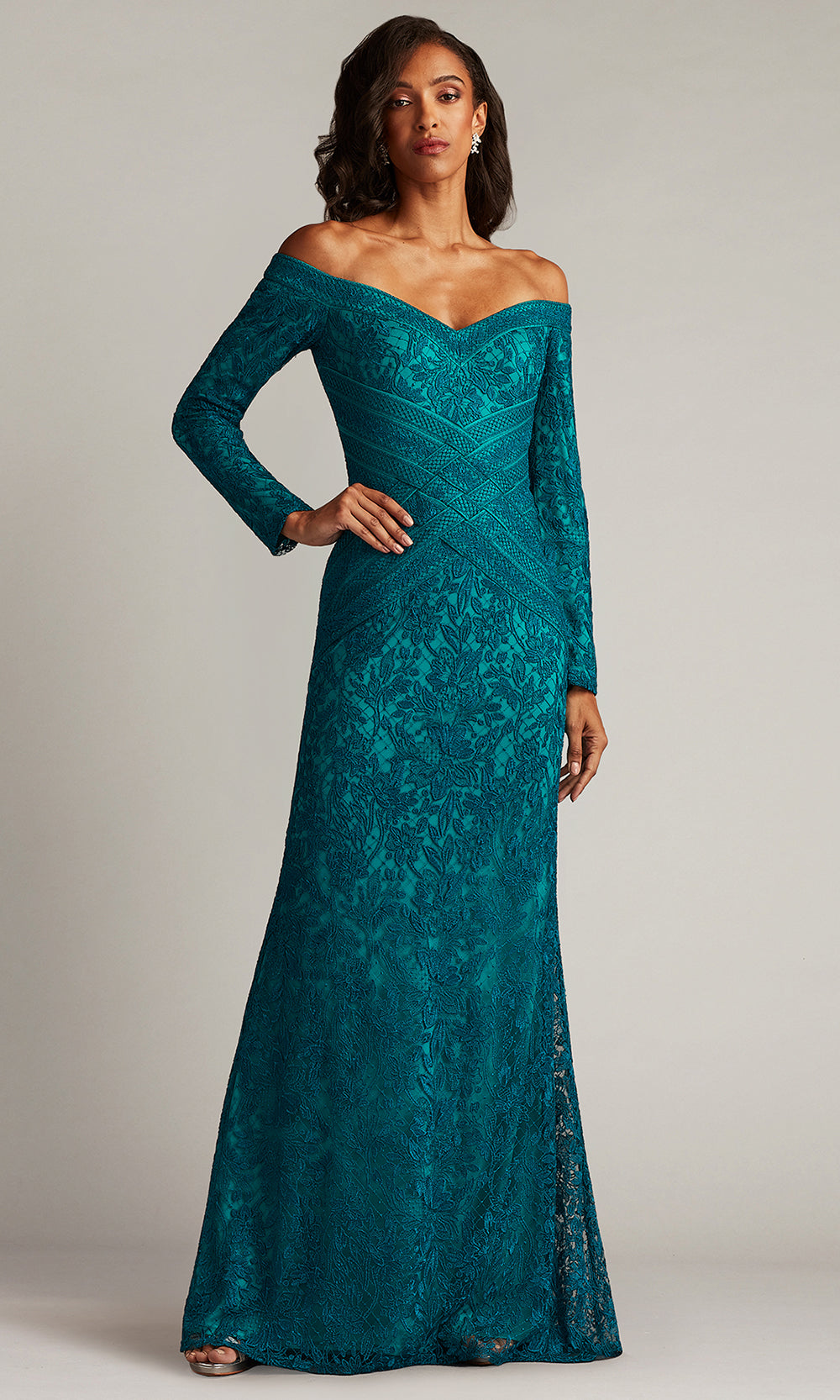 Tadashi Shoji CIK25367L - Ishana Off-Shoulder Embroidered Long Gown Prom Dresses in Green  