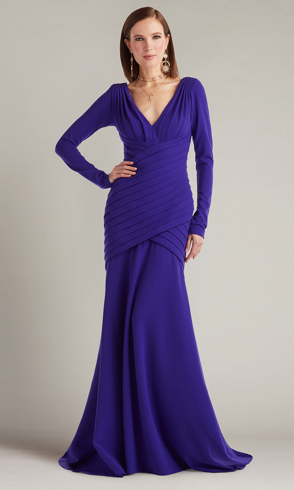 Tadashi Shoji BOS25694L - Keris Shutter-Pleated Crepe V-Neck Formal Gown Mother of the Bride Dresses in Purple  