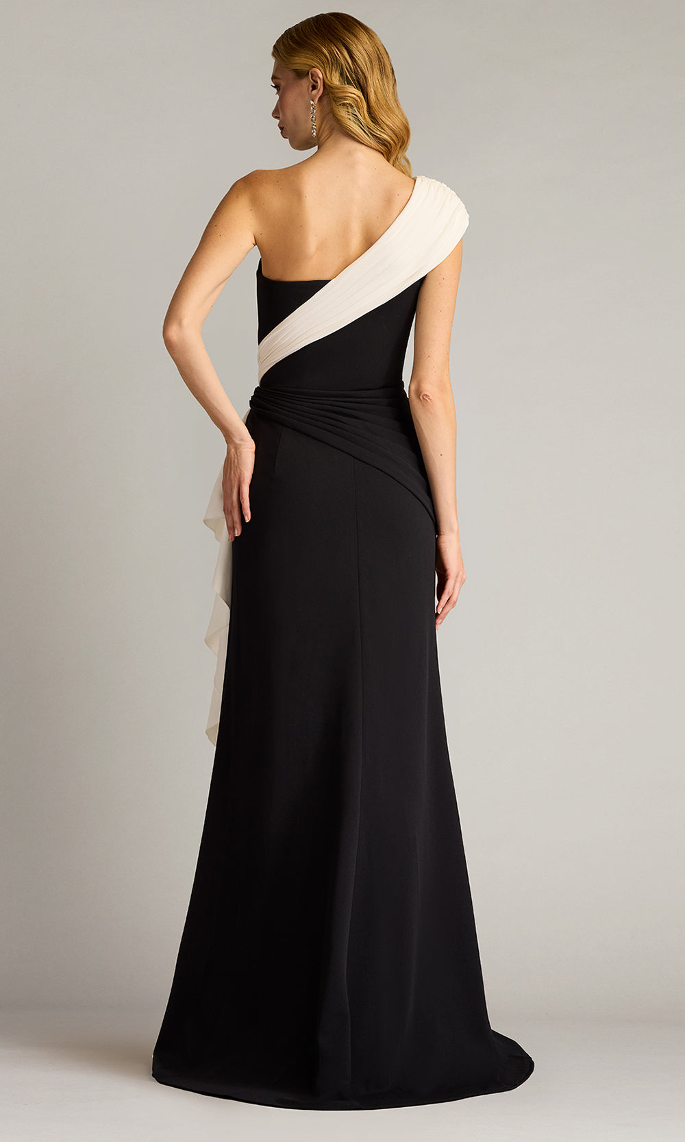 Tadashi Shoji BOS25147L - Lune Waterfall Sash Sweetheart Pleated Gown Prom Dresses in Black and White