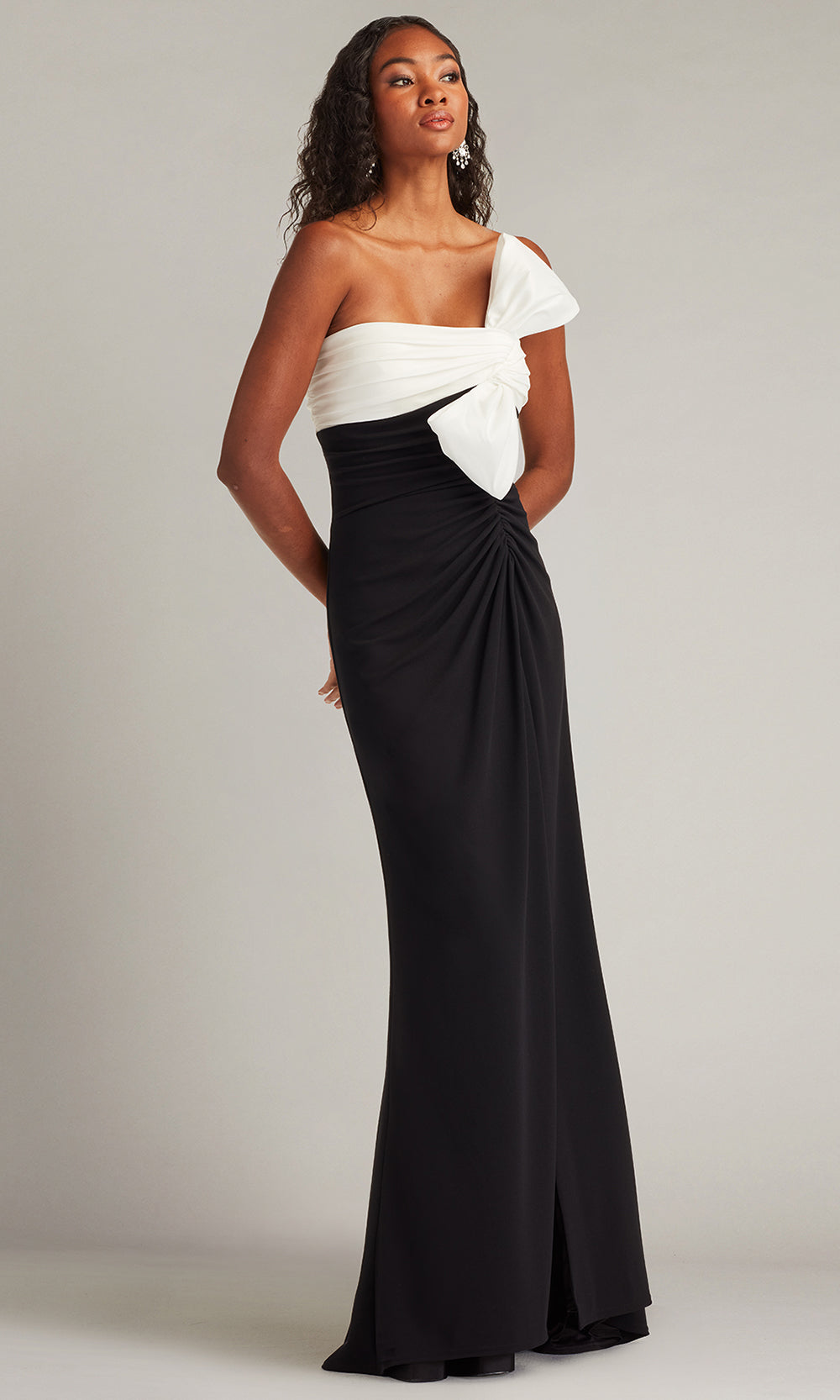 Tadashi Shoji BOS26006L - Kaliko Twist Bow Ruched Column Gown Formal Gowns in Black and White