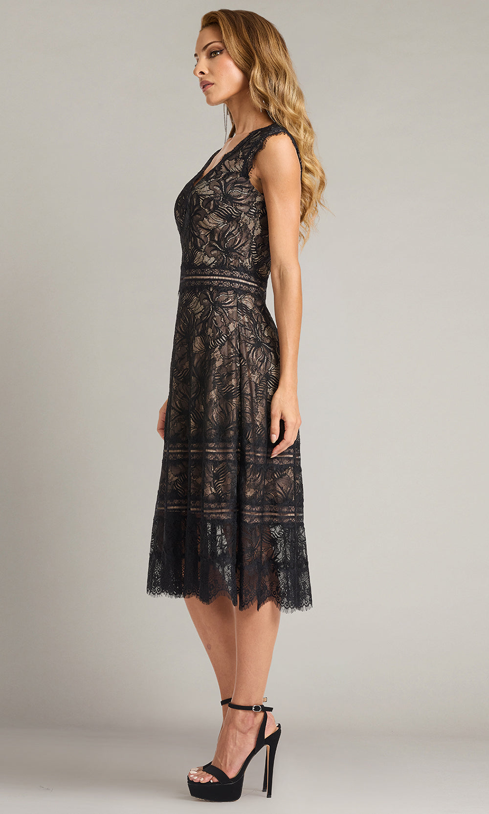 Tadashi Shoji CKI26364M - V-Neck Allover Lace Tea-Length Dress Party Dresses in Black and Neutral