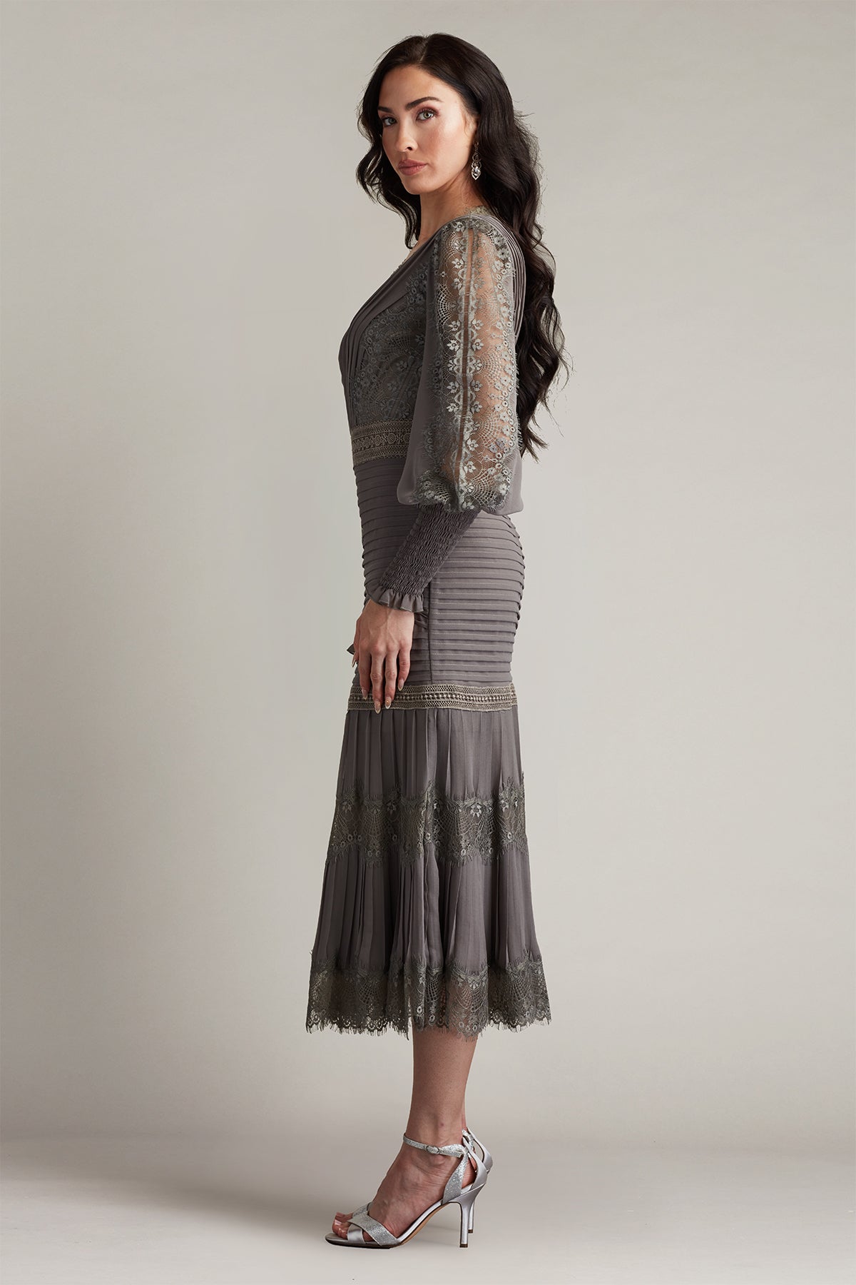 Tadashi Shoji YV21070MD - Lace V-Neck Tea-Length Dress