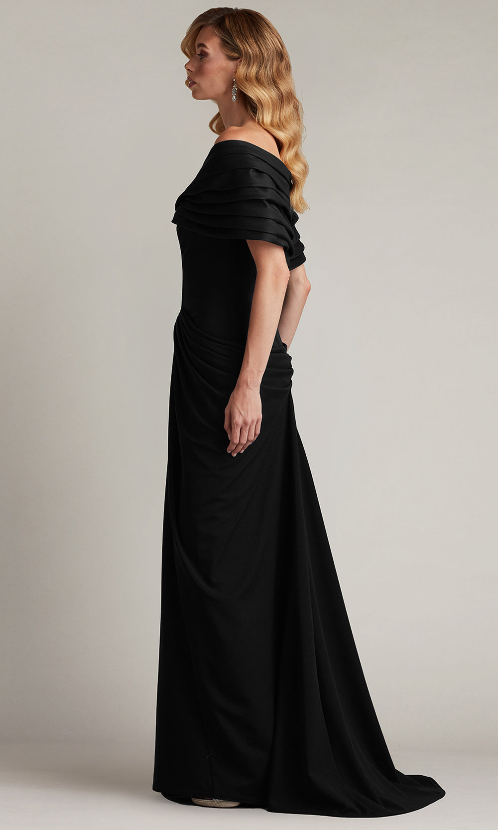 Tadashi Shoji BOS25800L - Seraphine Pleated Portrait Collar Sheath Gown Formal Gowns