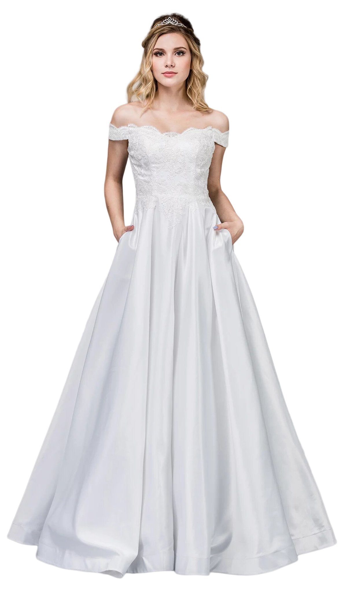 Dancing Queen - 61 Scallop Lace Applique Off-Shoulder A-line Gown In White