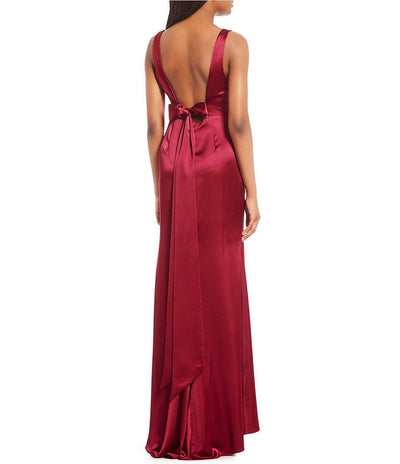 Adrianna Papell - AP1E203395 Sleek Plunging V-neck Trumpet Dress In Red