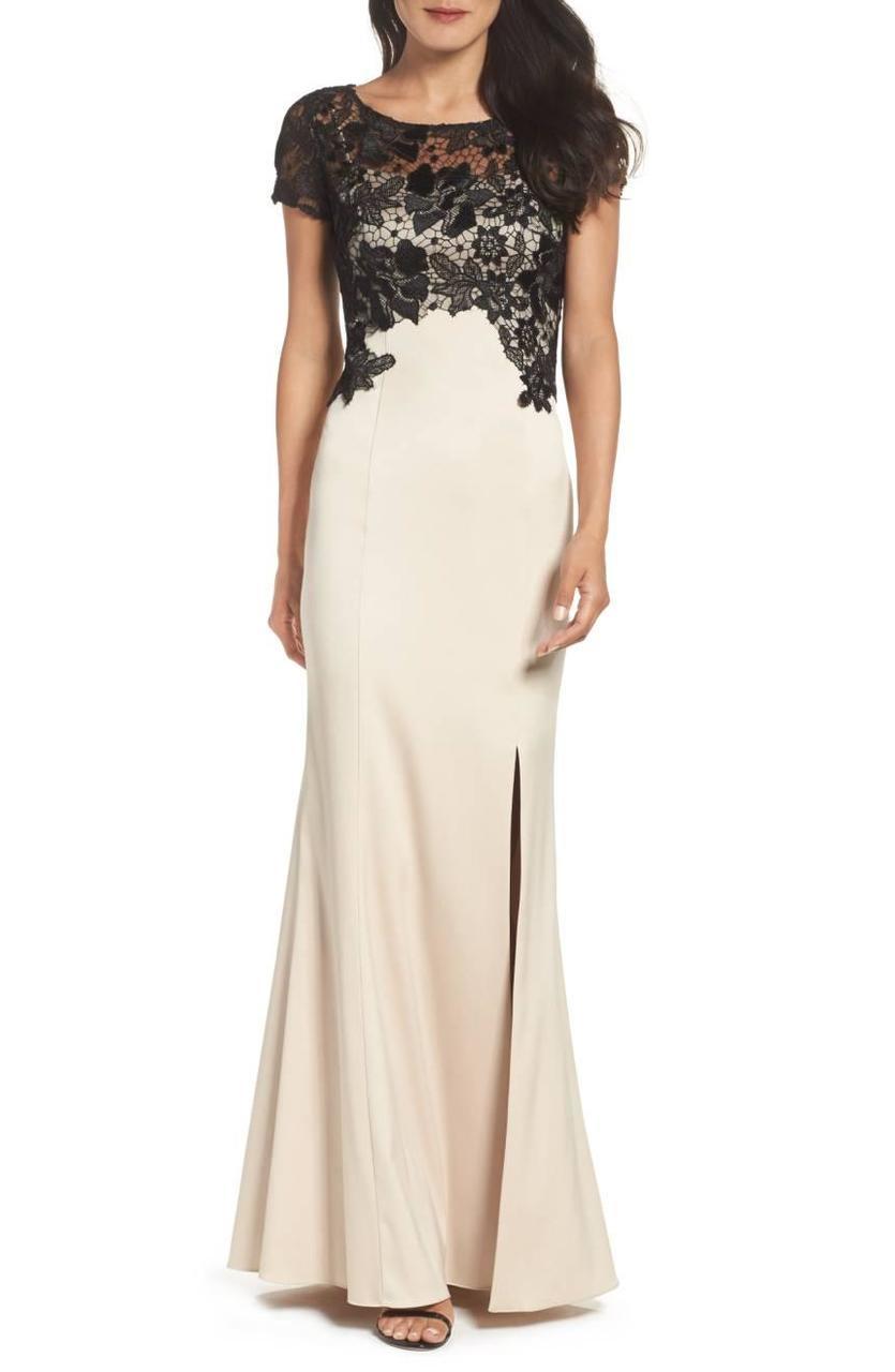 Adrianna Papell - AP1E201377 Floral Lace Sheath Dress in Neutral and Black