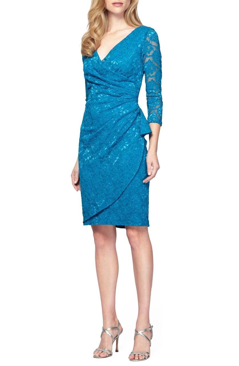 Alex Evenings - 1121310 Lace V-neck Sheath Dress in Blue