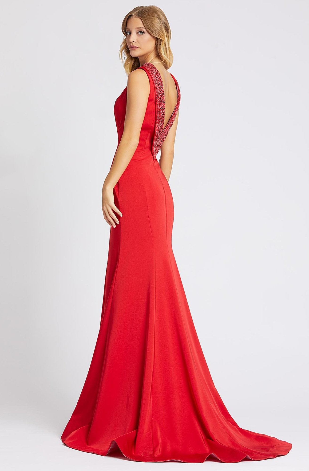Mac Duggal Black White Red - 12094R Beaded Rolled Collar Jersey Gown In Red