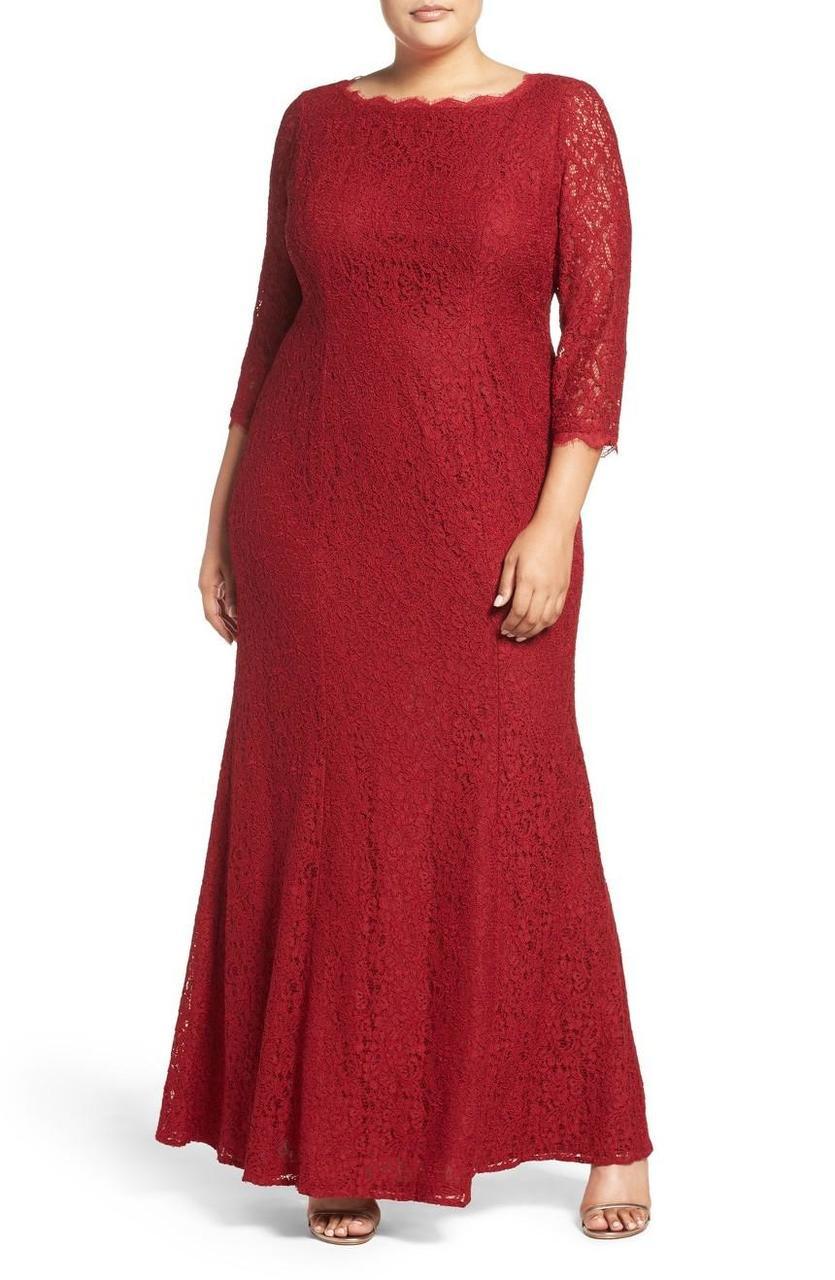 Adrianna Papell - 91879131 Scalloped Bateau Lace Dress in Red