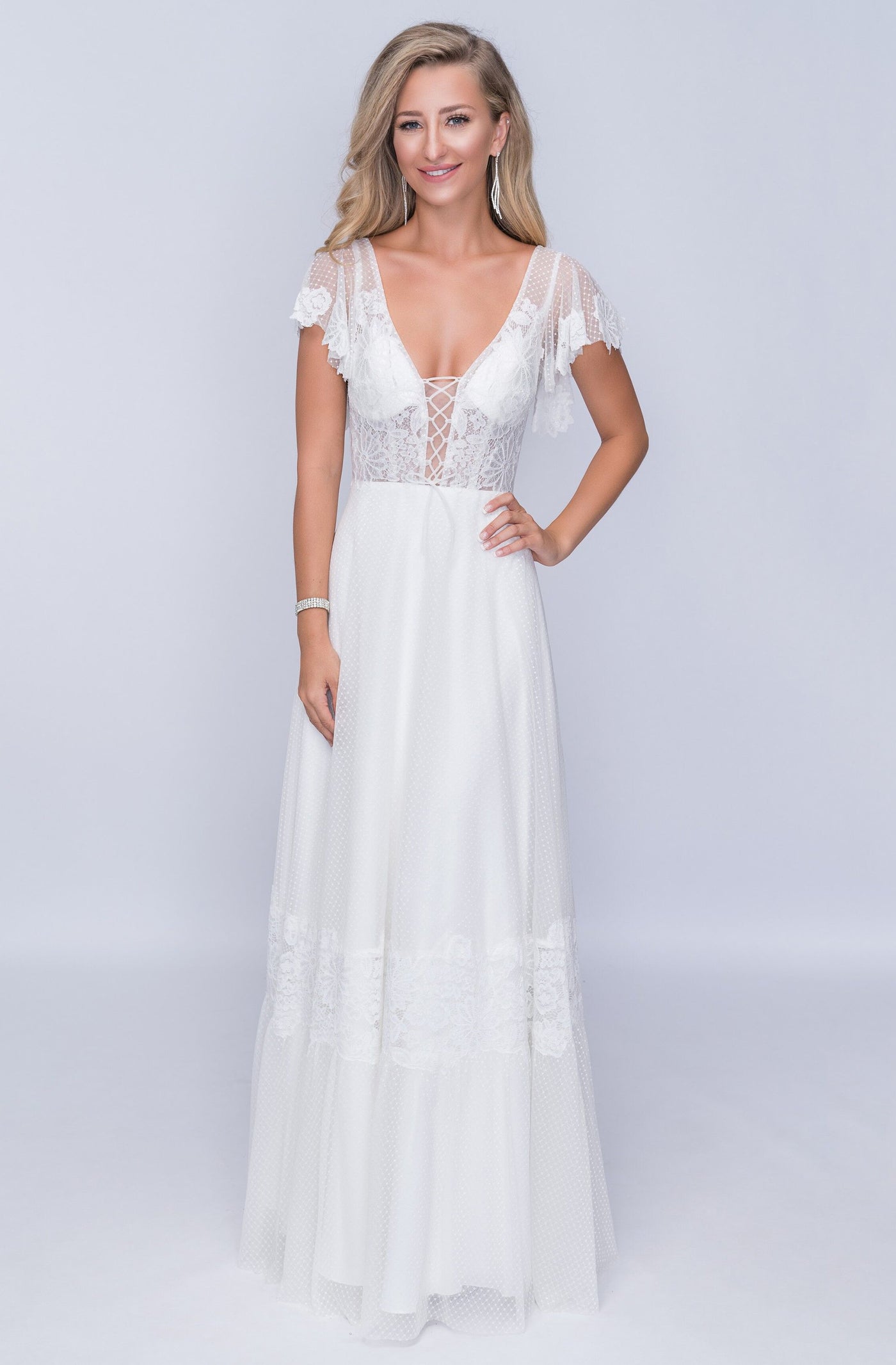 Nina Canacci - 4187 Flutter Cap Sleeve Lattice Motif Lace Gown In Ivory