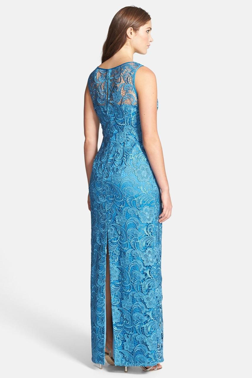 Adrianna Papell - Sleeveless Lace Long Dress 81890040 in Blue