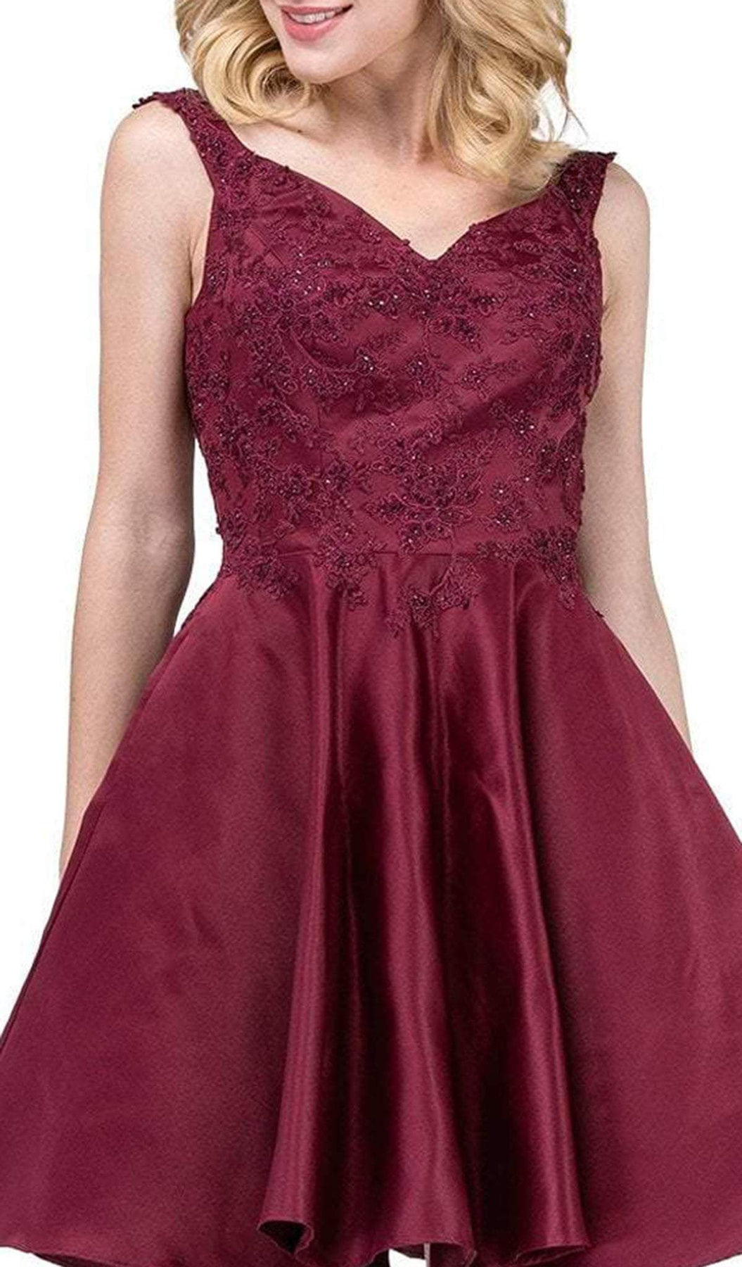 Dancing Queen - 3057 Beaded Lace Sweetheart A-line Homecoming Dress In Red