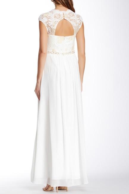 Decode 1.8 - 182811 Queen Anne Lace A-Line Evening Gown in White