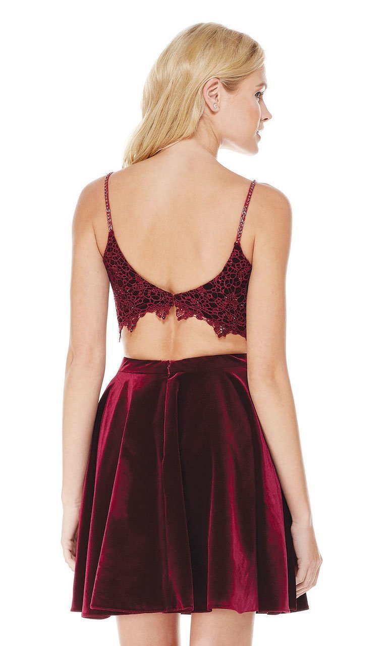 Two-Piece Plunging Sweetheart Velvet A-Line Dress in Red