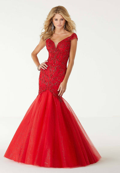 Mori Lee - 45031 Embroidered Deep Wide V-neck Mermaid Dress in Red