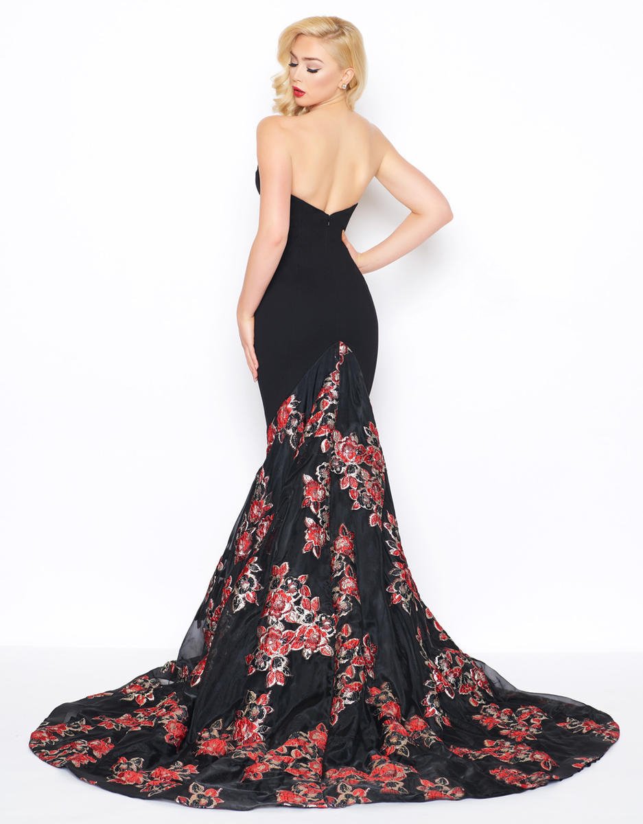 Mac Duggal - 67673R Floral Plunging Fitted Mermaid Gown in Black