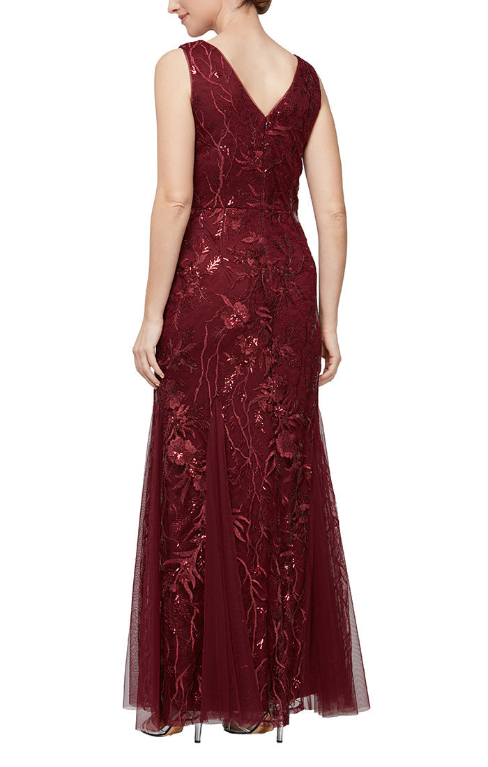 Alex Evenings 81171409 - Floral Embroidered V Neck A-line Gown In Red