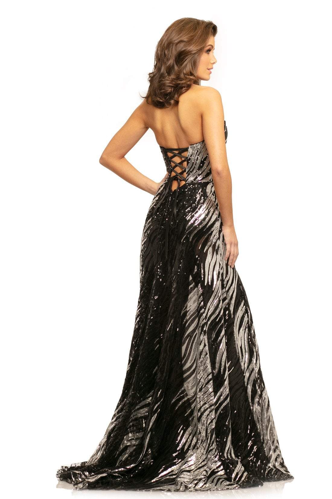 Johnathan Kayne - 9255 Sequined Sweetheart Slit Trumpet Gown In Black and Silver