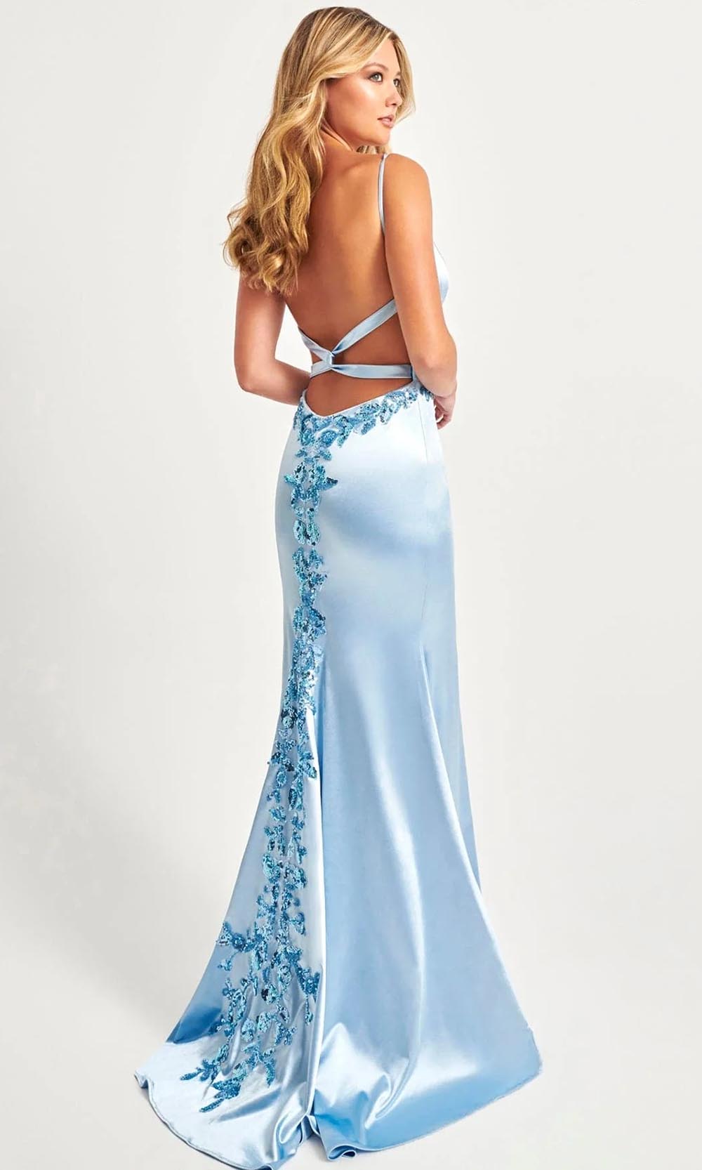 Faviana 11062 - Appliqued Gown