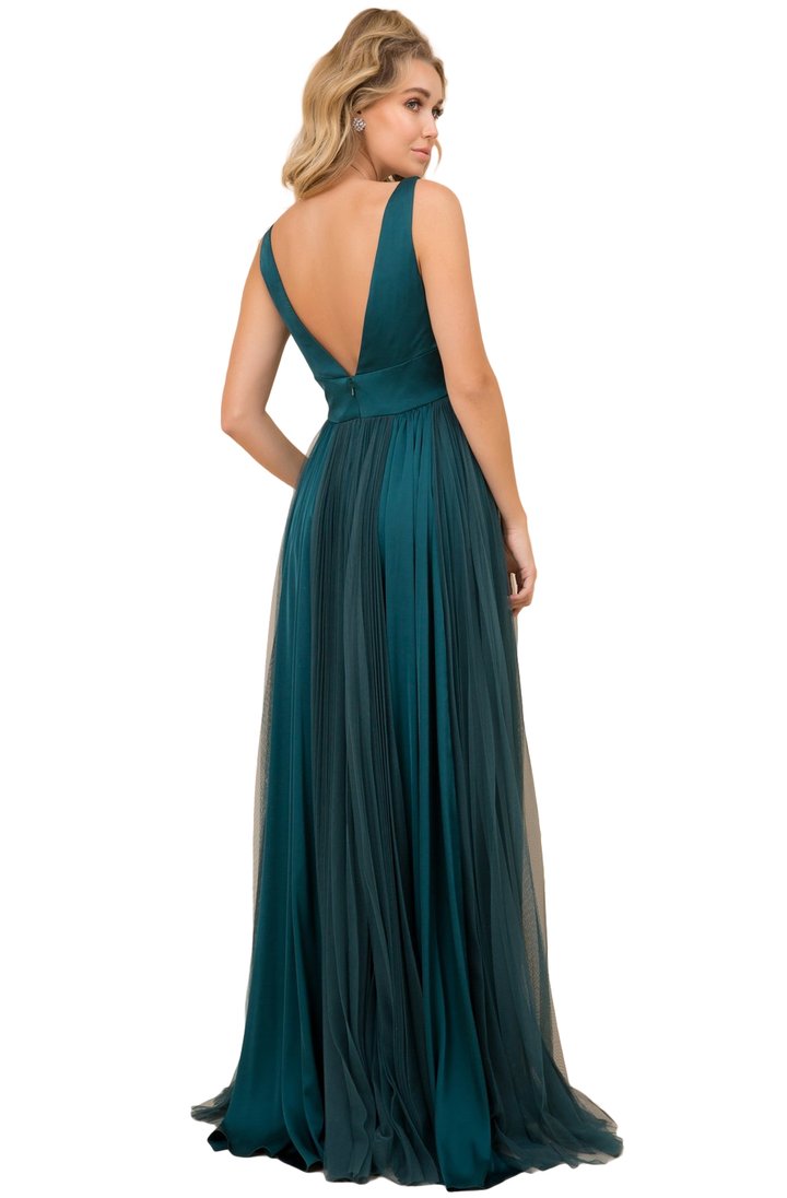 Nox Anabel - Plunging V-Neck Empire A-Line Evening Dress L340 In Green
