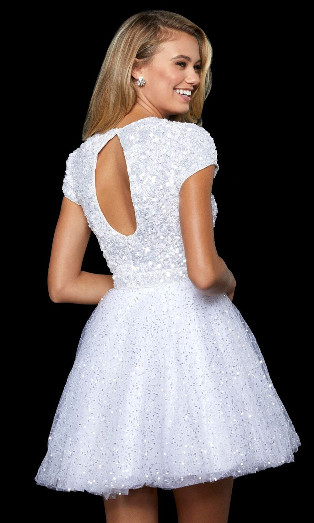 Sherri Hill - Embellished Jewel Neck Cocktail Dress 52163 In White