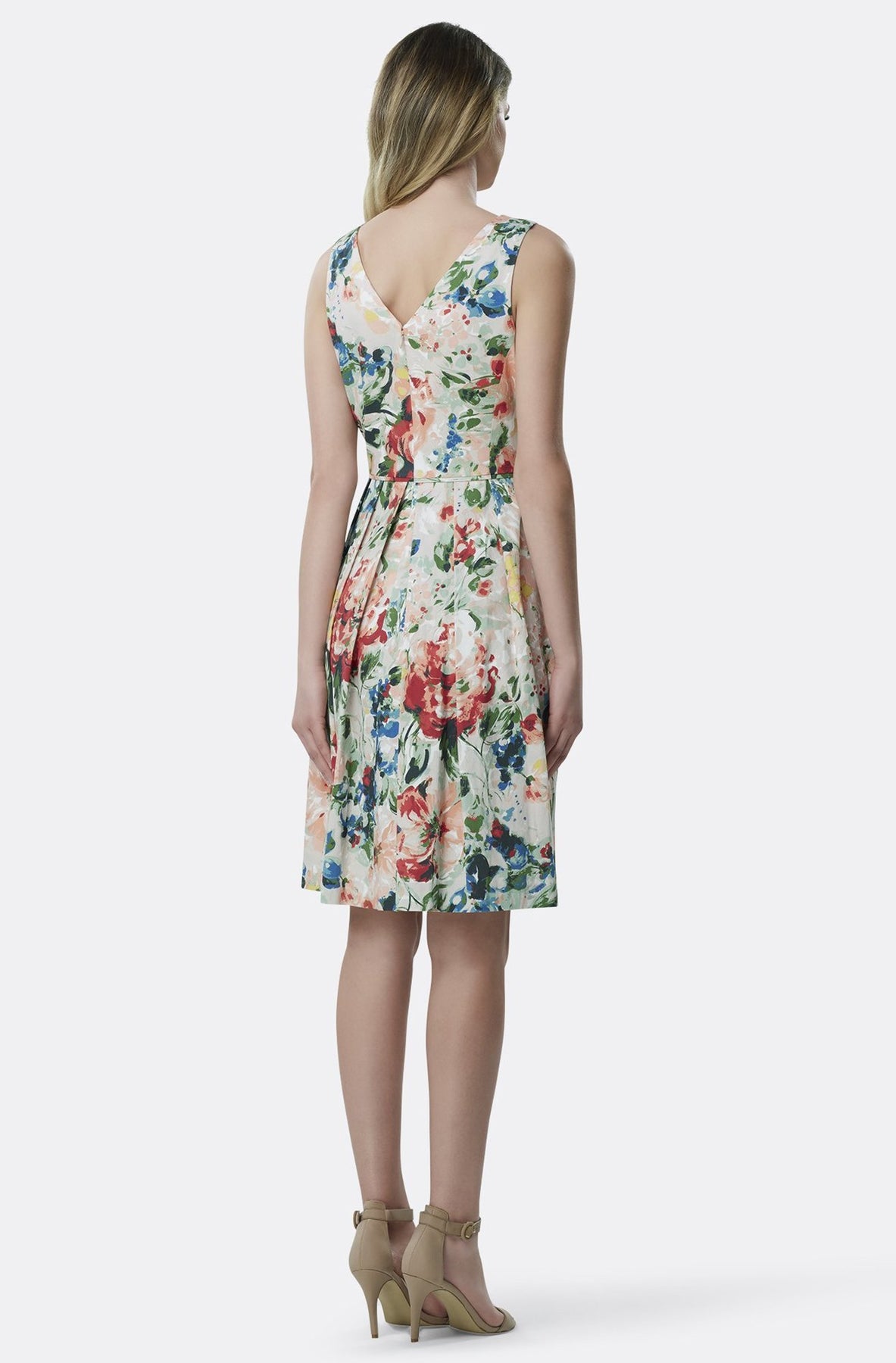 Tahari Asl - TLMU9WD645 Floral Print V-neck Pleated A-line Dress In Multi-Color