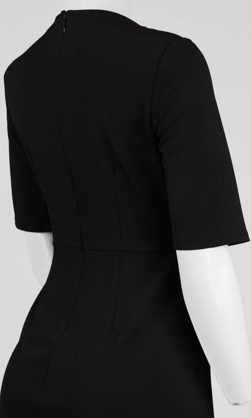 Adrianna Papell - AP1D100146 V-Neck Short Sleeve Dress In Black