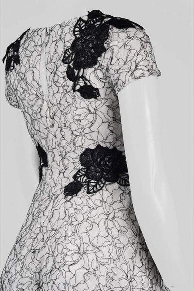 Aidan Mattox - Keyhole Floral A-Line Dress MD1E201162 - 1 Pc. Ivory Black in size 4 Available CCSALE 4 / Ivory Black