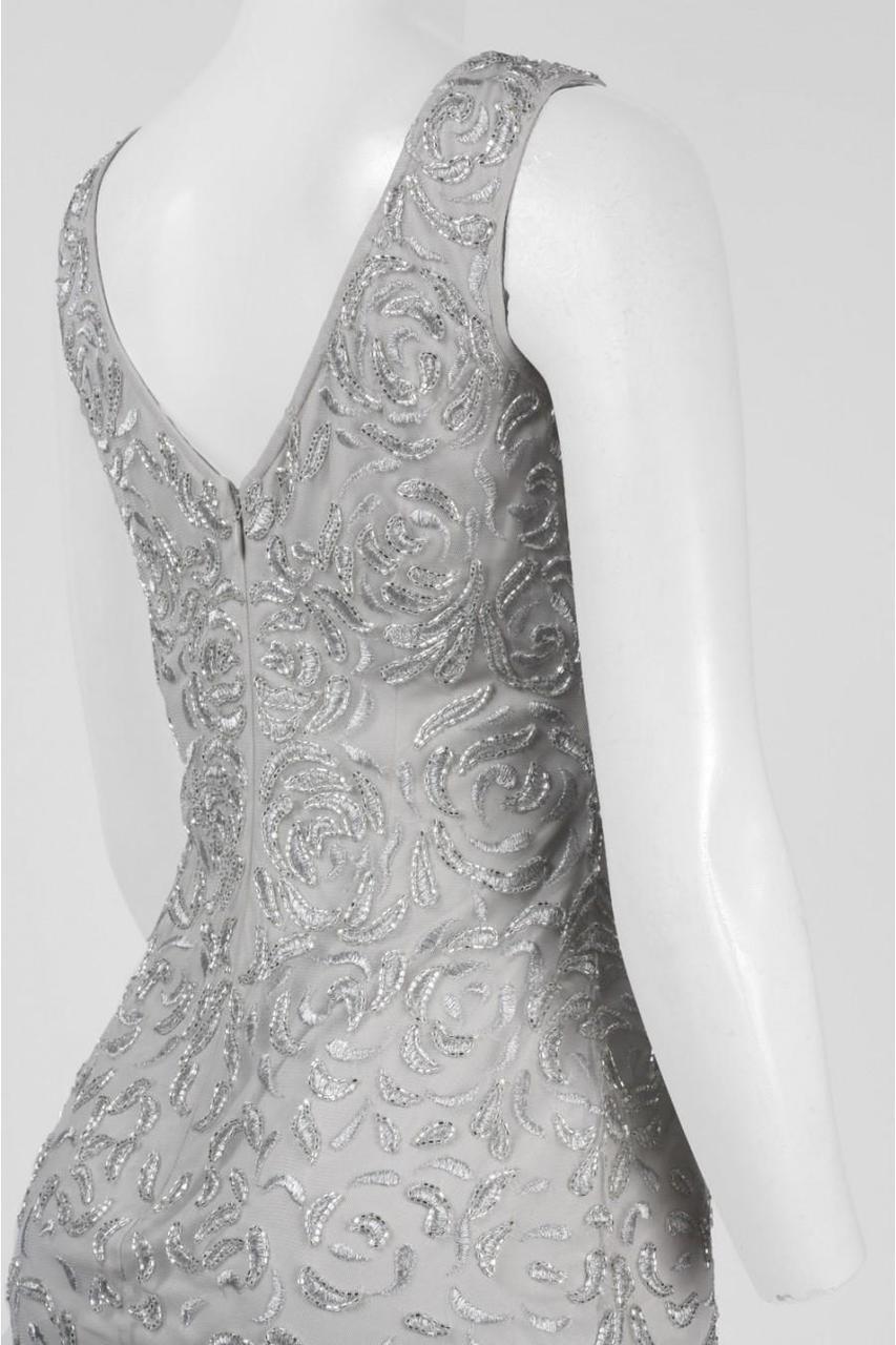 aidan mattox grey dress Aidan Mattox Beaded 34 Cape Sleeve V-Neck Gown, Womens, 14, Silver