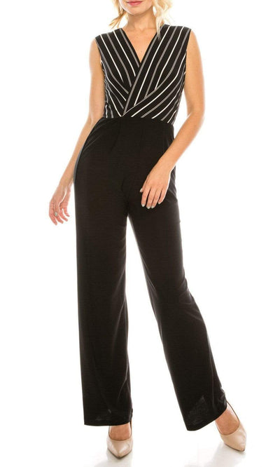 Bebe - Striped Sleeveless V-Neck Jersey Jumpsuit 700888SC In Black and White