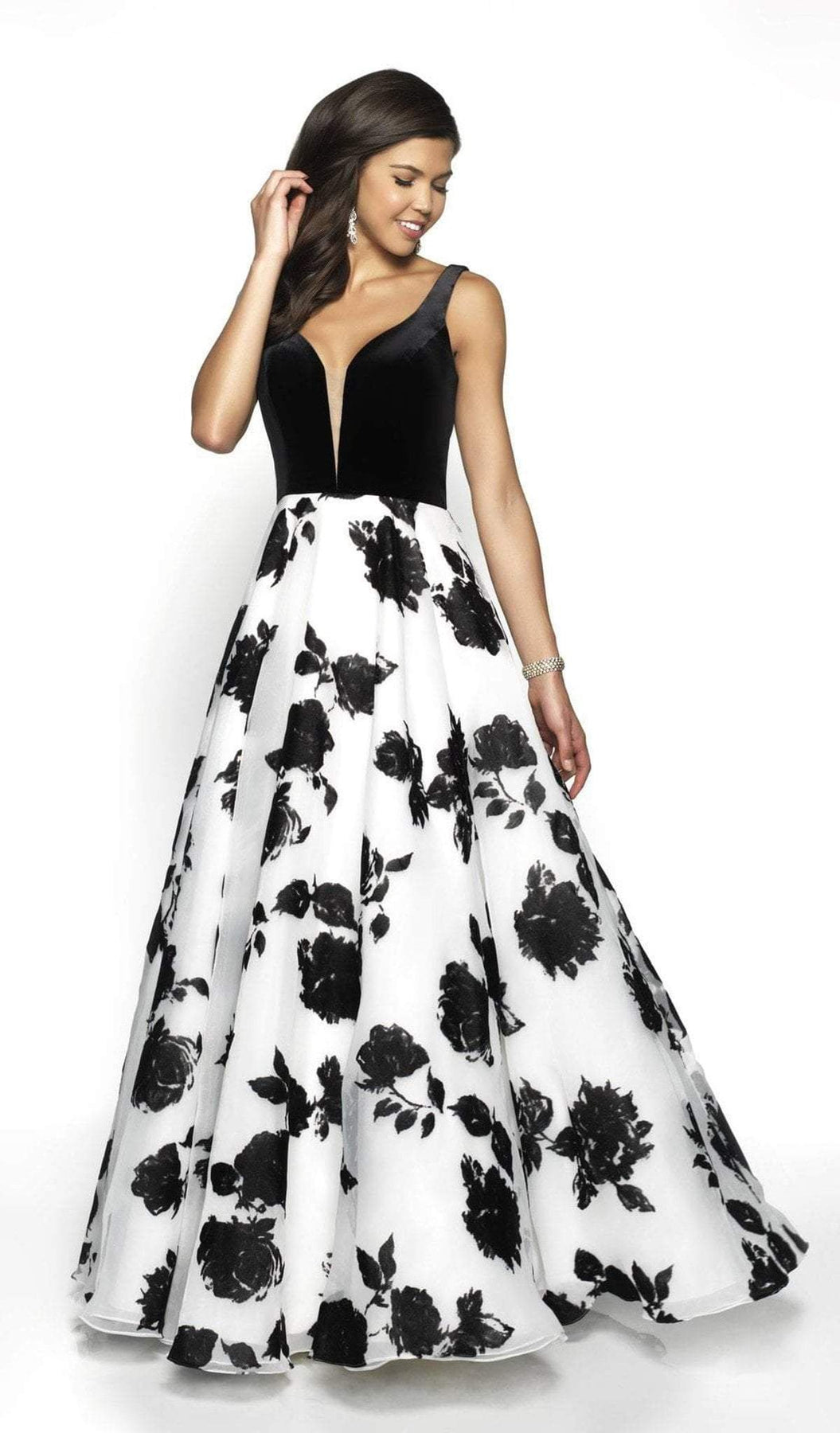 Blush by Alexia Designs - 5714 Plunging V-Neck Floral Dress Prom Dresses 0 / Off White/Black