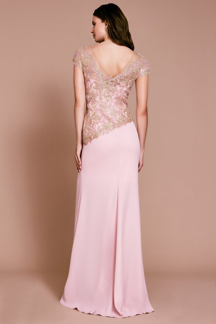 Tadashi Shoji - BOQ18622LSC V-Neck Asymmetric Waist Gold Applique Gown