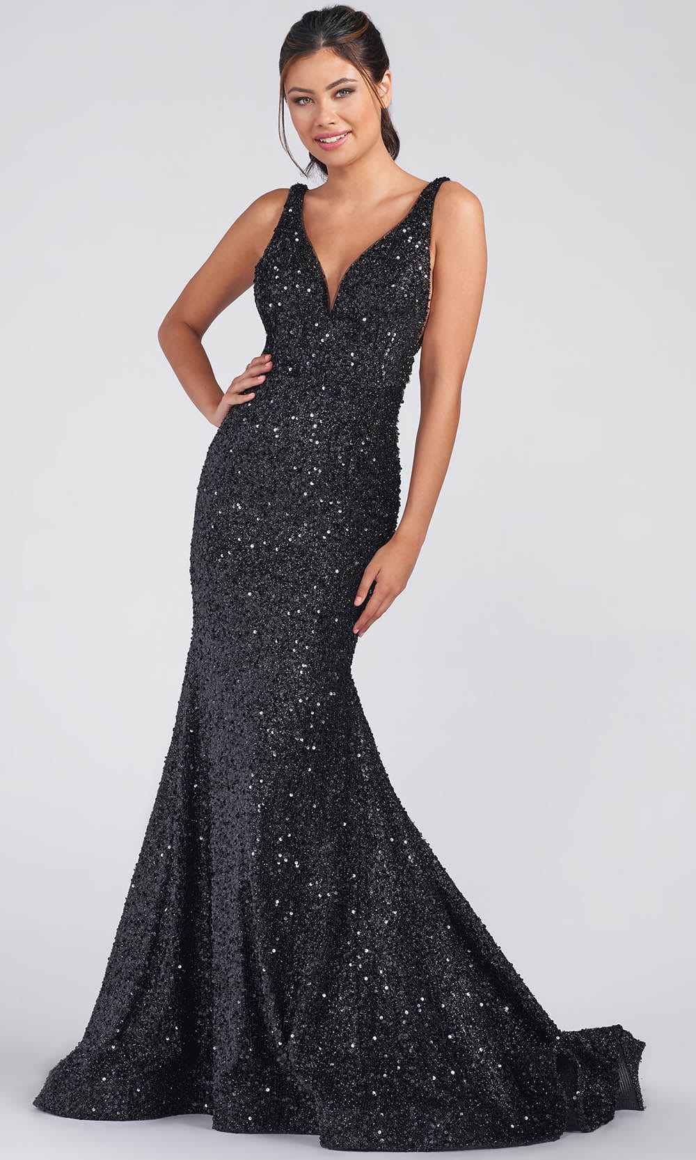 Colette By Daphne CL12246 - Fit And Flare Sequined Prom Gown Prom Dresses 00 / Black