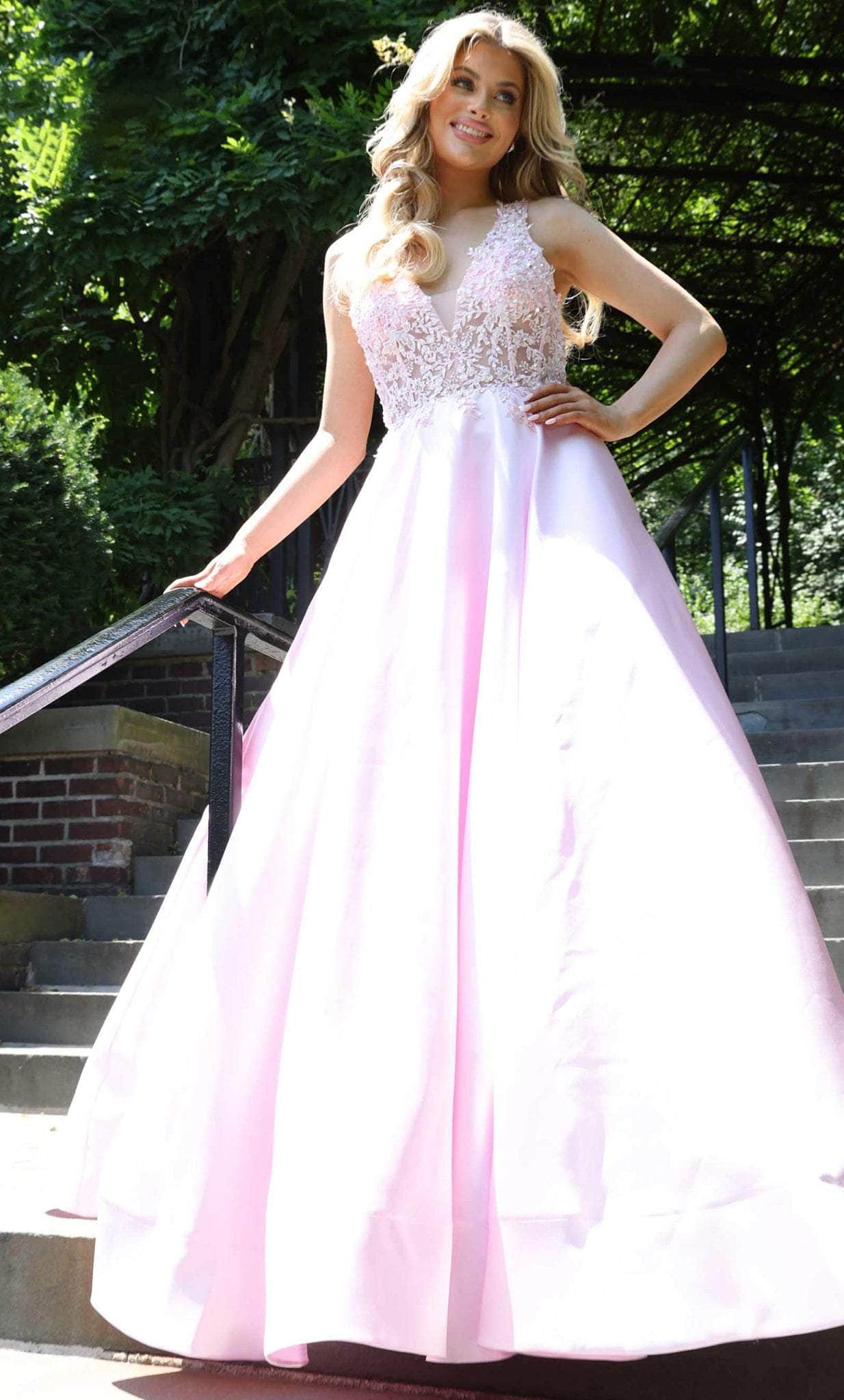Colors Dress 2914 - Applique Gown