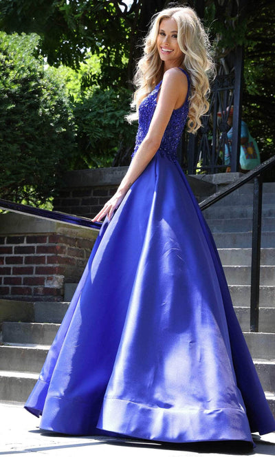 Colors Dress 2914 - Applique Gown