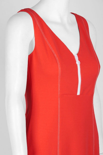 Donna Morgan - D6010M V-neck Stretch Crepe Sheath Dress In Red