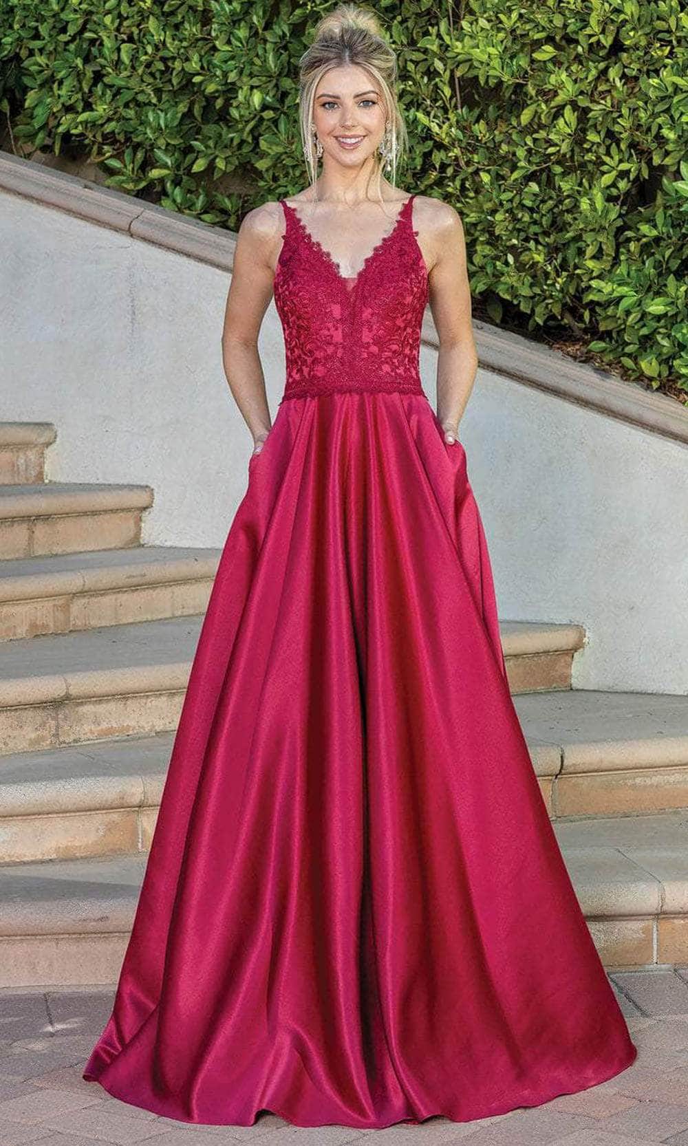 Dancing Queen 4260 - Embroidered Sleeveless V-neck Prom Dress Special Occasion Dress XS / Burgundy