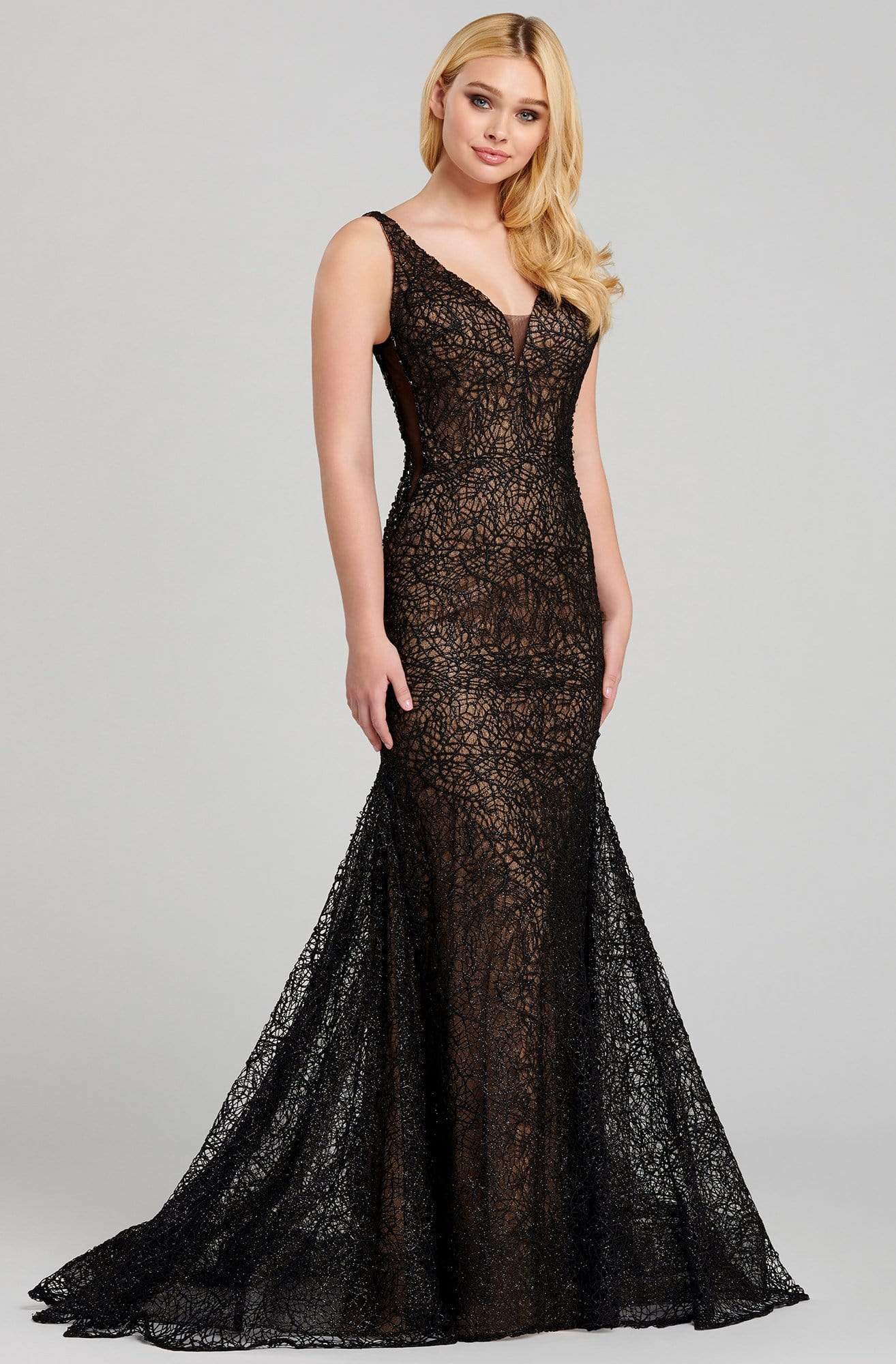 Ellie Wilde - EW120123 Embroidered Deep V-neck Mermaid Dress Evening Dresses 00 / Black