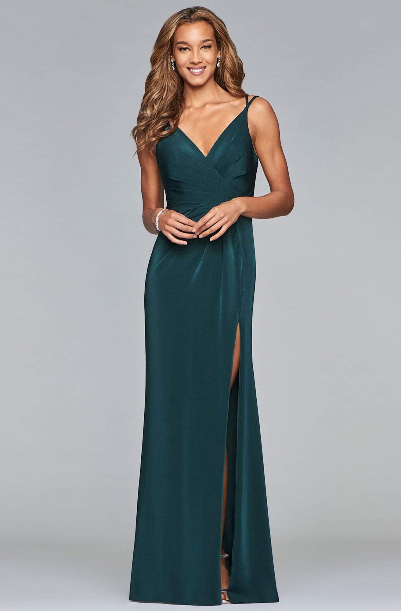 Faviana - 7755 Sleeveless V Neck High Slit Faille Satin Dress Evening Dresses 00 / Evergreen