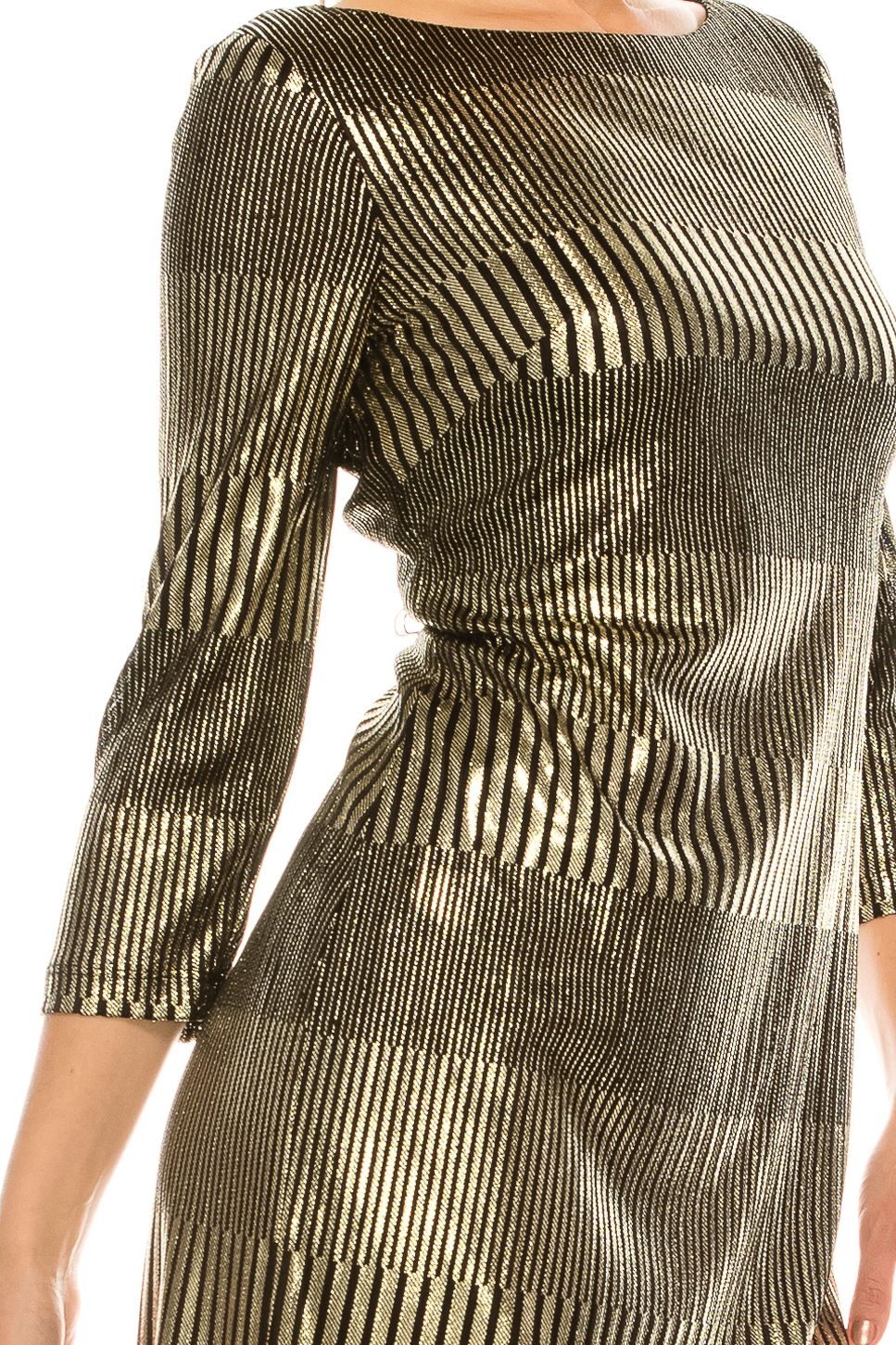 Jessica Howard - JH9M8699 Bateau Metallic Sheath Dress In Black and Gold
