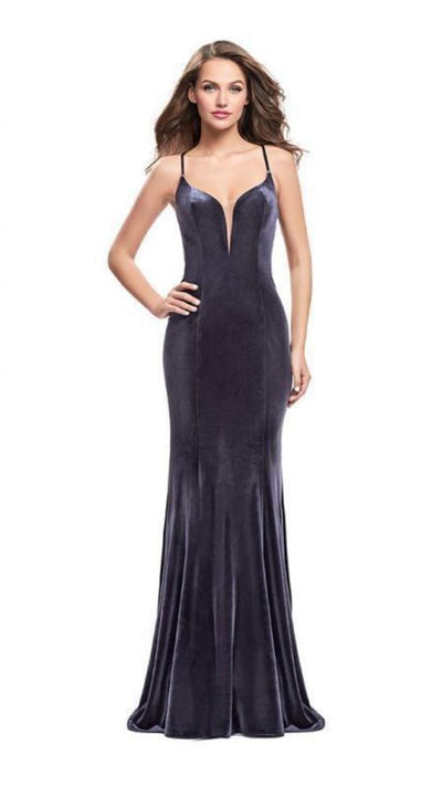 La Femme - 25174 Plunging Sweetheart Velvet Sheath Gown Special Occasion Dress 00 / Charcoal