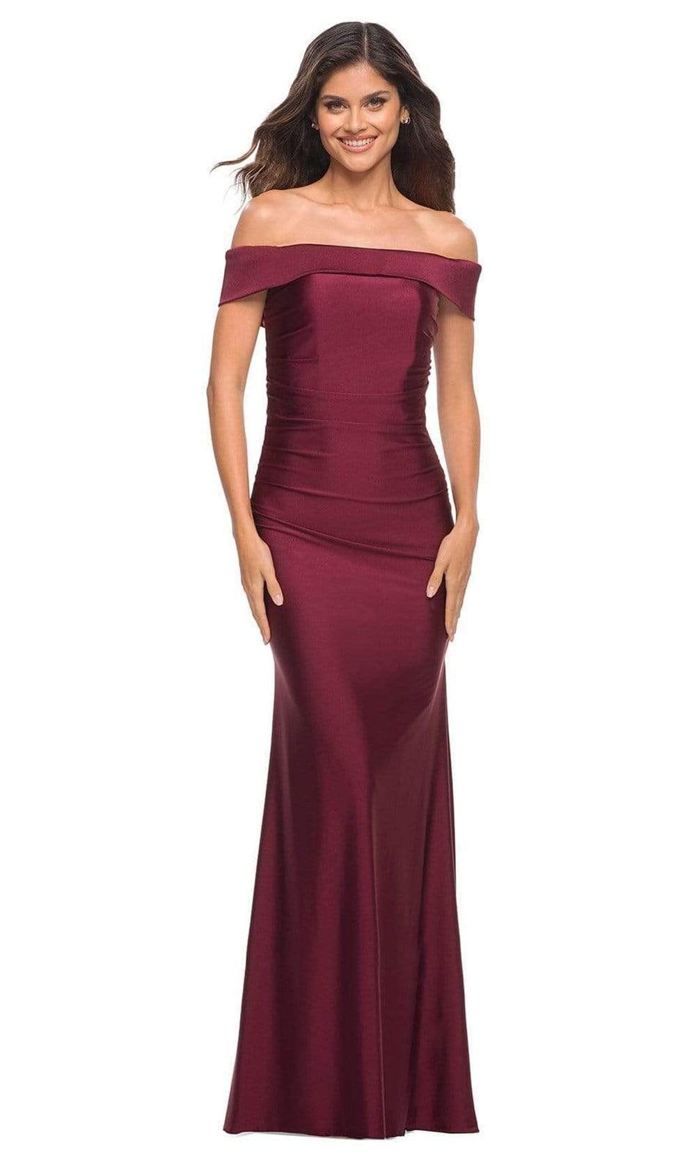 La Femme - 30422 Off Shoulder Sheath Dress Special Occasion Dress 00 / Wine