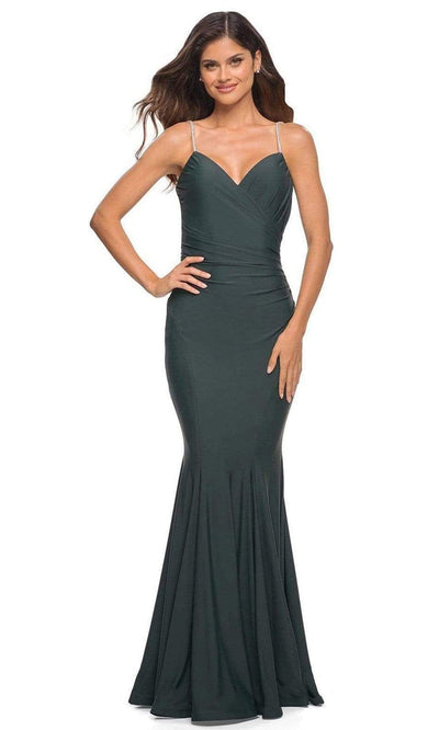 La Femme - 30712 Beaded Strap Mermaid Gown Prom Dresses 00 / Dark Emerald