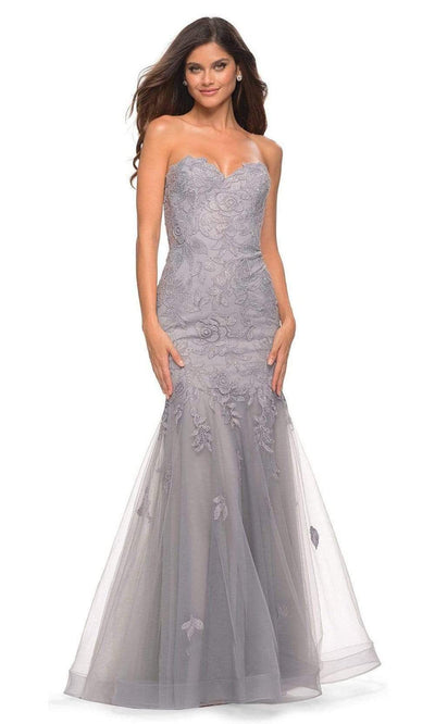 La Femme - 30717 Sweetheart Embellished Tulle Gown Special Occasion Dress 00 / Silver